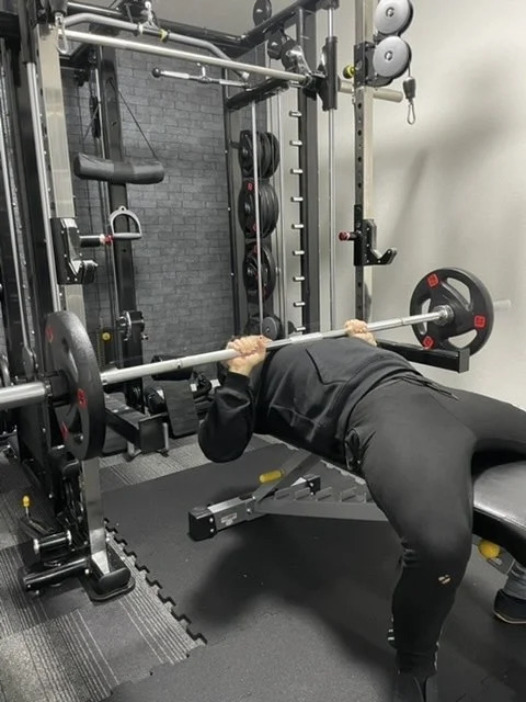 ナローベンチプレス