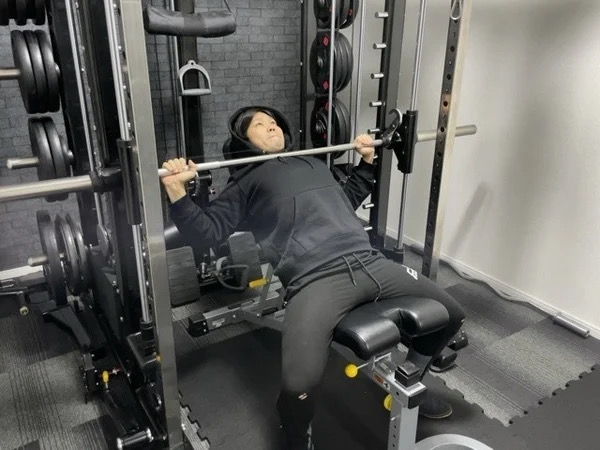 スミスインクラインベンチプレス